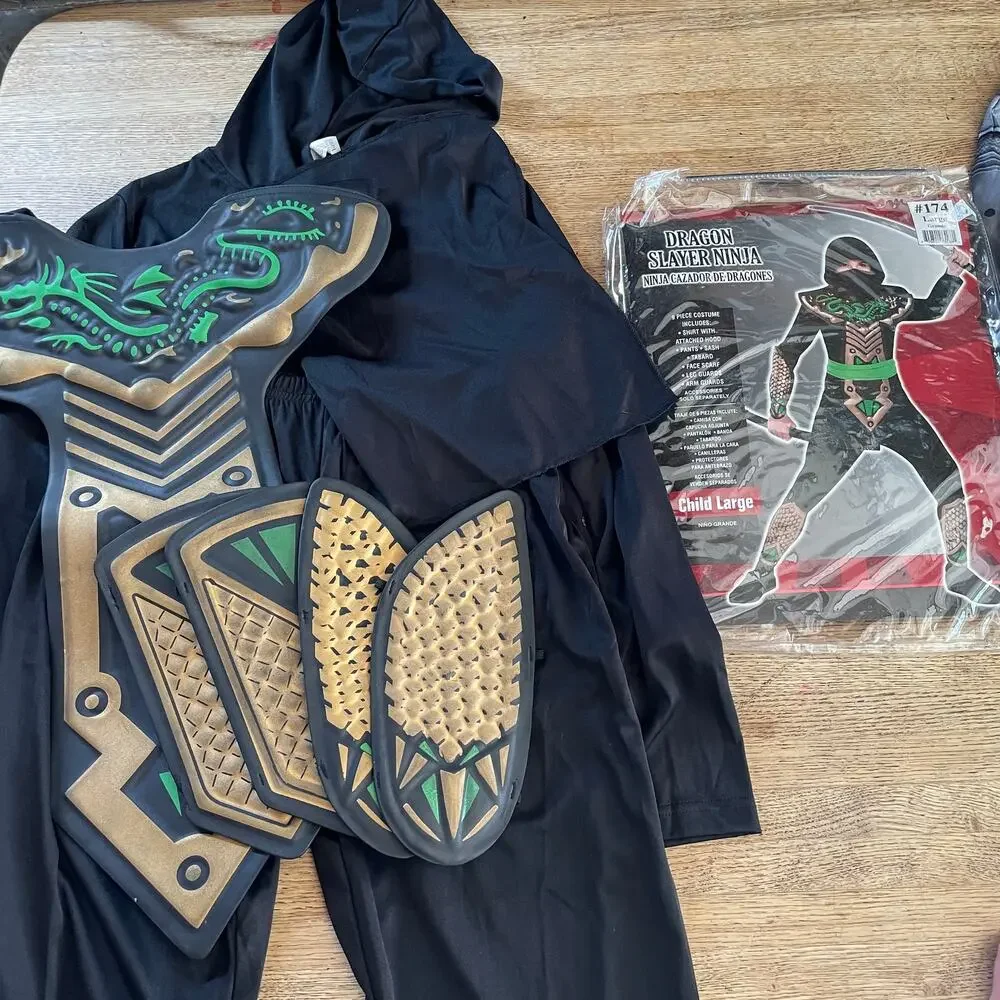 Dragon Slayer Ninja Costume Child Size Large Used